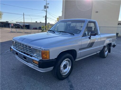 1985 Toyota SR5 2wd Shortbed mini truck