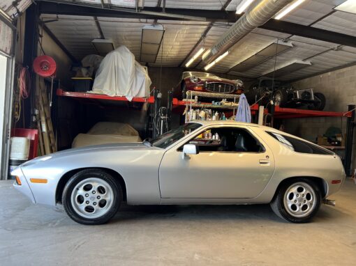 1980 Porsche 928, 5 Speed